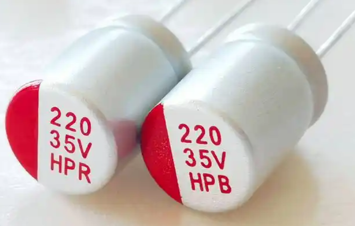 固態(tài)電容的性能特點(diǎn)有哪些？
